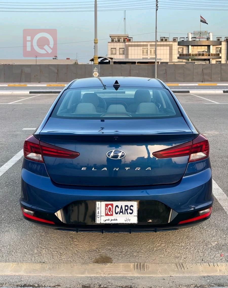 هيونداي النترا